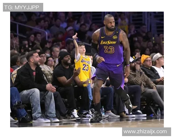 詹姆斯：篮球场上的传奇之路与不屈精神的完美结合