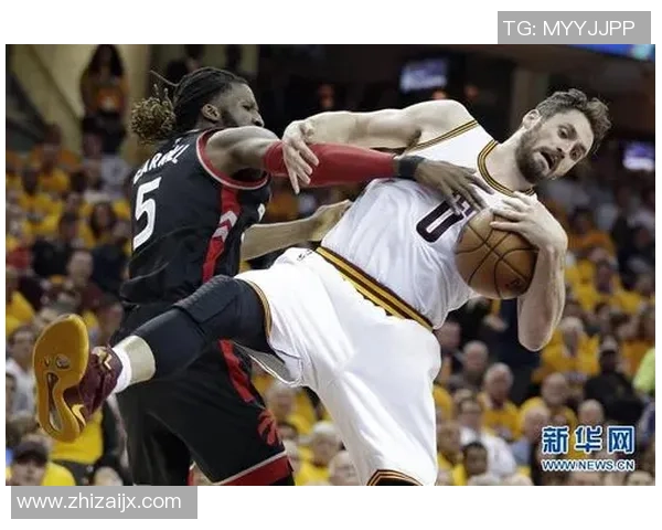 骑士与猛龙激战回顾精彩瞬间全场录像分析与亮点总结 骑士与猛龙激战回顾精彩瞬间全场录像分析与亮点总结